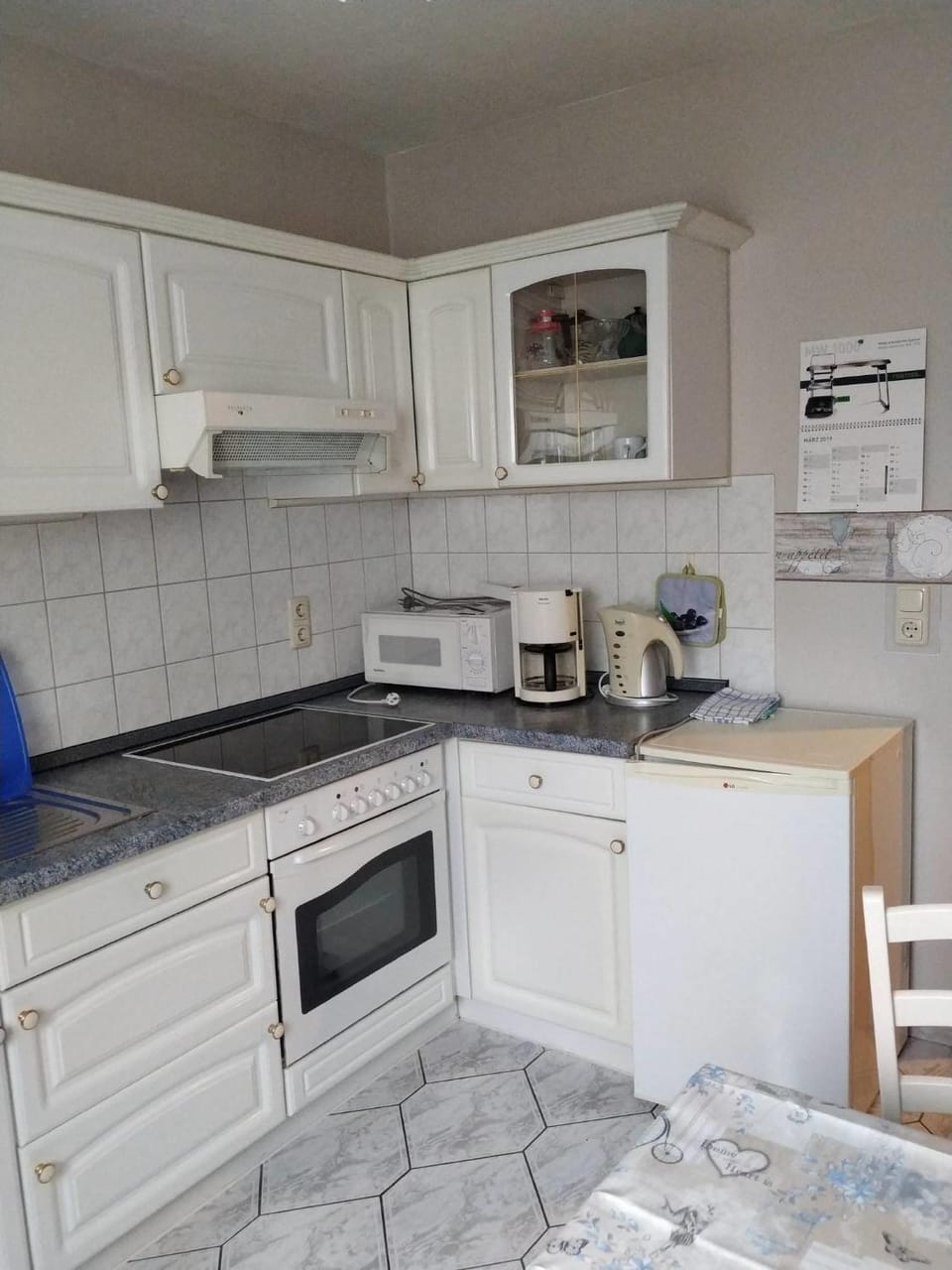 Kitchen or kitchenette, Living room