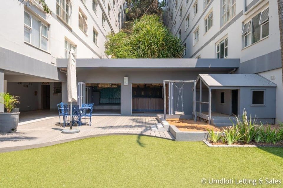 Property building, Day, Children play ground, Garden