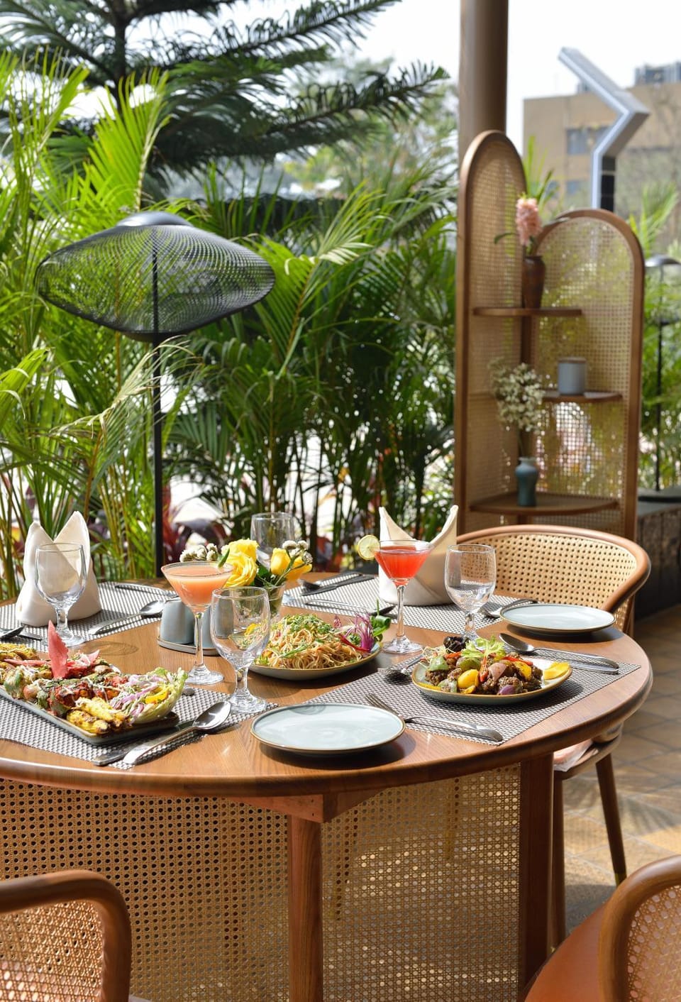 Restaurant/places to eat, Dining area, Food, Garden view, Breakfast, Lunch, Dinner, Drinks
