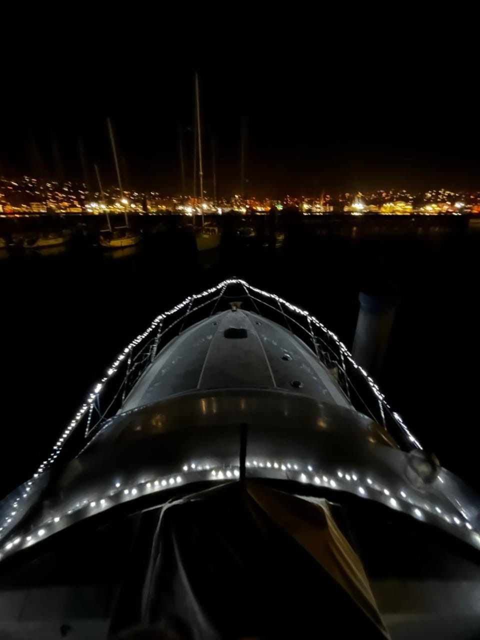 El yate de las luces Docked boat in Vigo