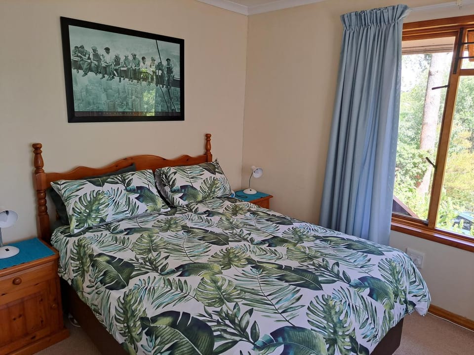 Helderberg Cottage Chalet in Cape Town