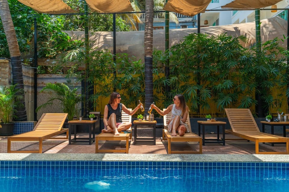 Day, People, Pool view, Swimming pool, Swimming pool, group of guests
