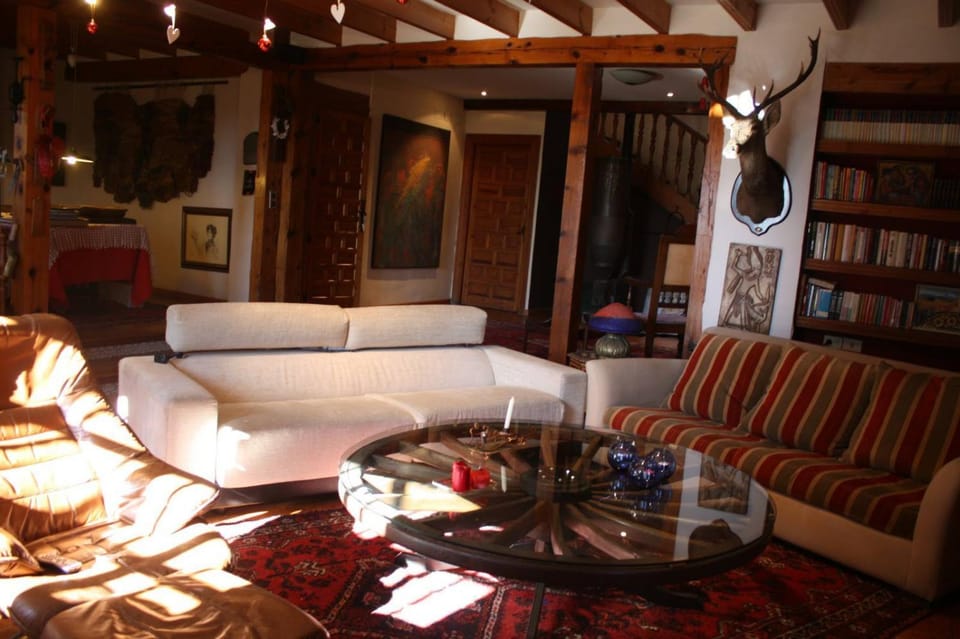 Casa rural en Granada a 5 m de la ciudad Villa in Granada