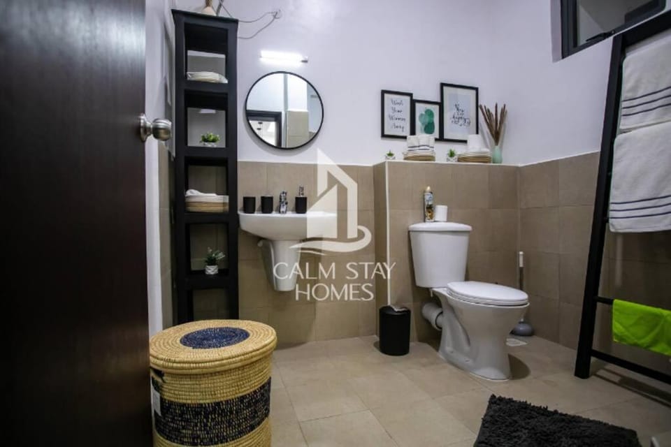 The Gray Haven Lakeside Condo in Entebbe Apartment in Uganda