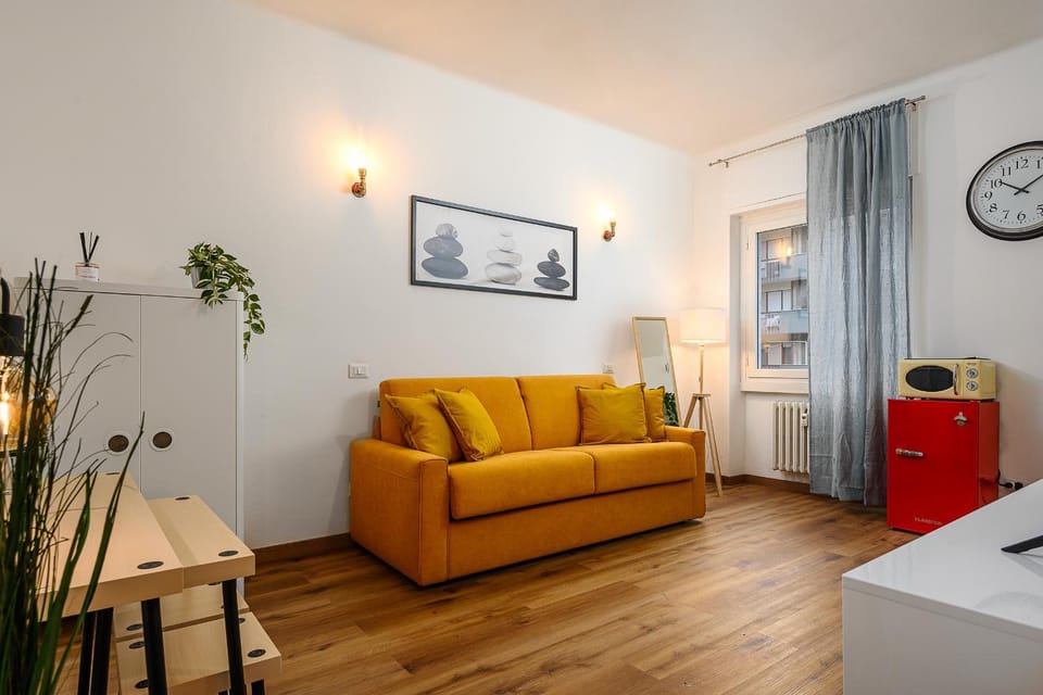 Bed, Kitchen or kitchenette, Living room, Photo of the whole room, Seating area, Bedroom, minibar, oven