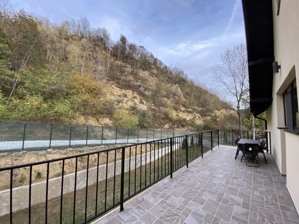 Pensiunea PIRI LAND Bed and Breakfast in Prahova, Romania