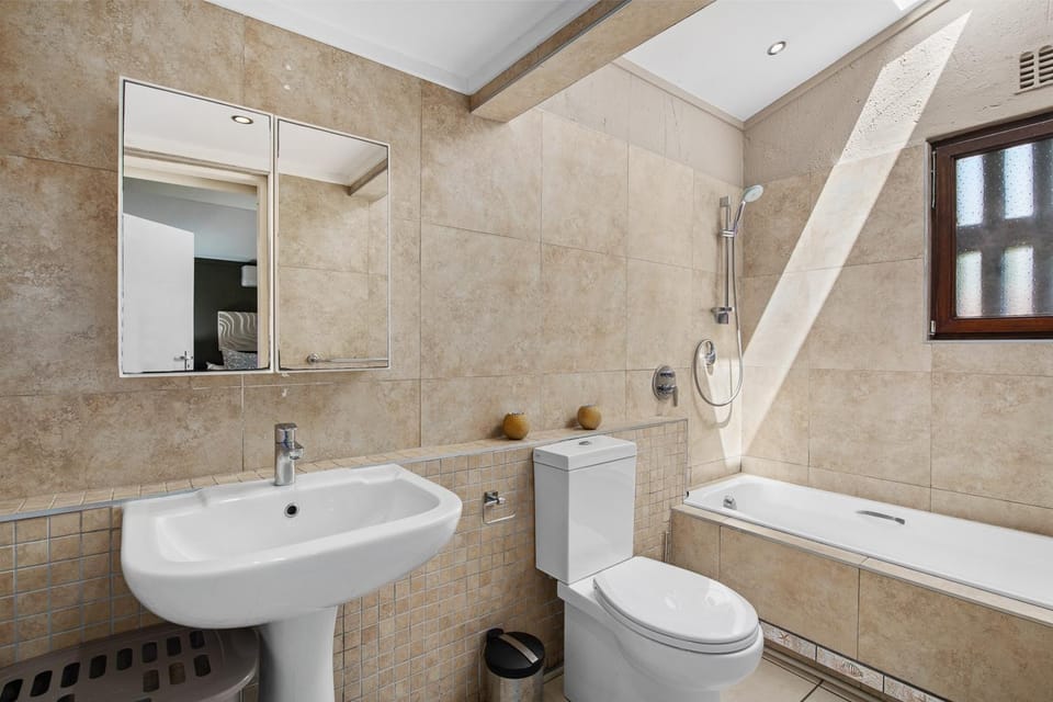 Bathroom, Bath