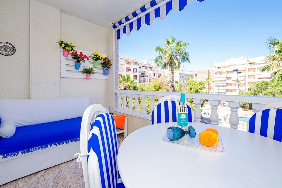 Balcony/Terrace, Balcony/Terrace, Dining area