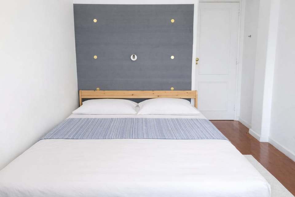 Colombo Mall Room Vacation rental in Lisbon