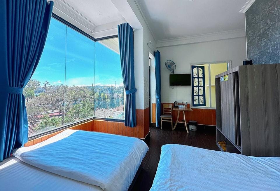 City view, Lake view