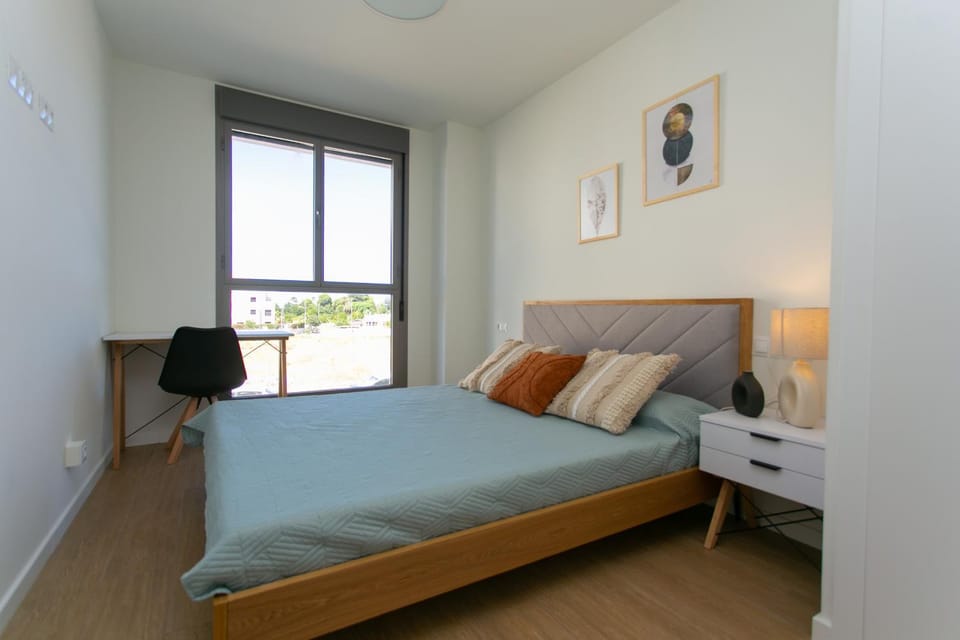 Bed, Bedroom