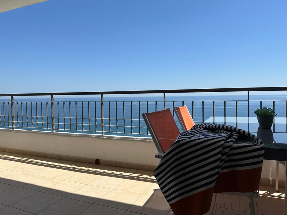 View (from property/room), Balcony/Terrace, Sea view
