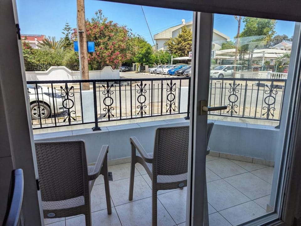 Fridas Apartments - Best Location In Famagusta Near Old Town Apartment in Famagusta