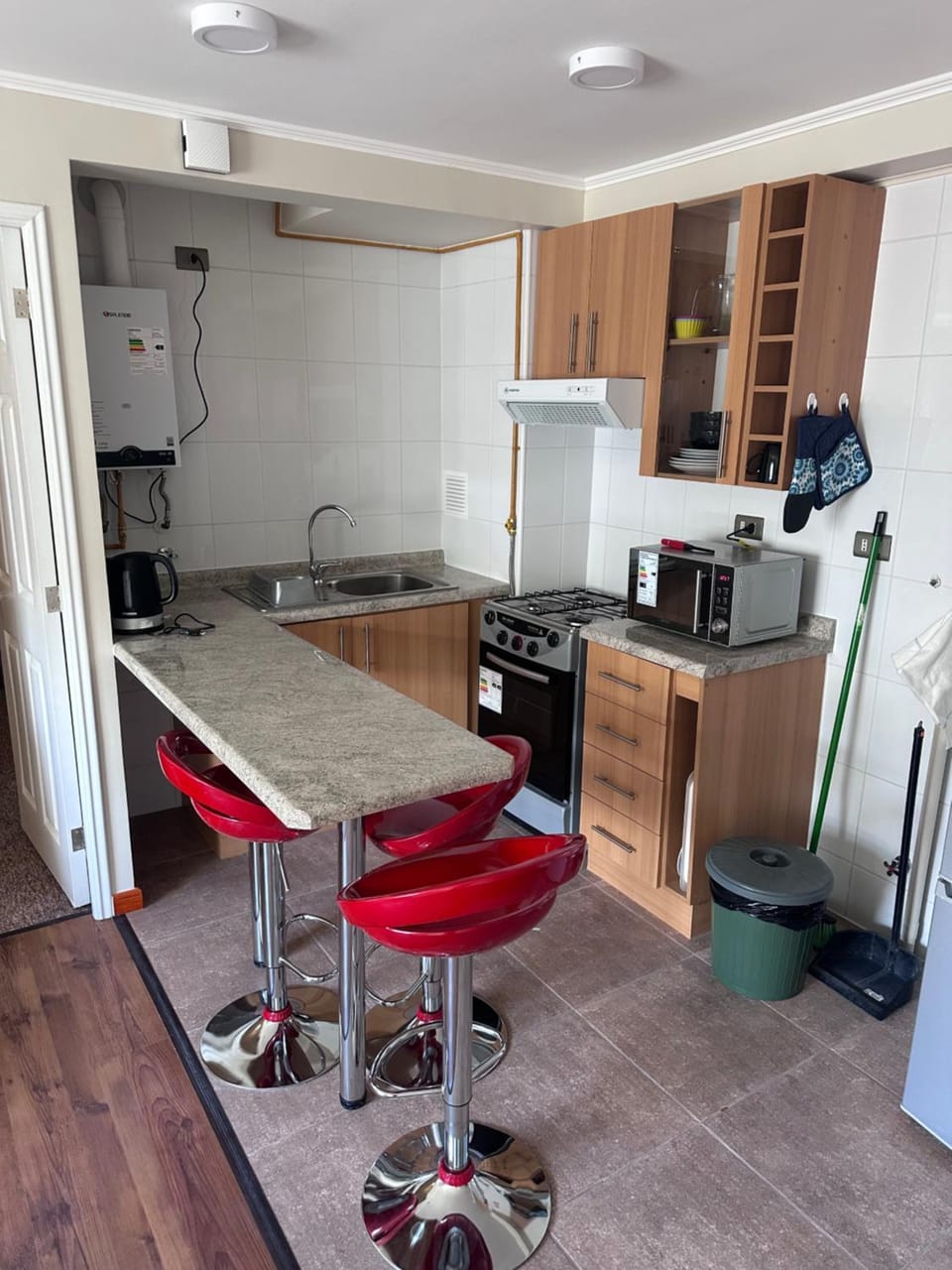 Kitchen or kitchenette