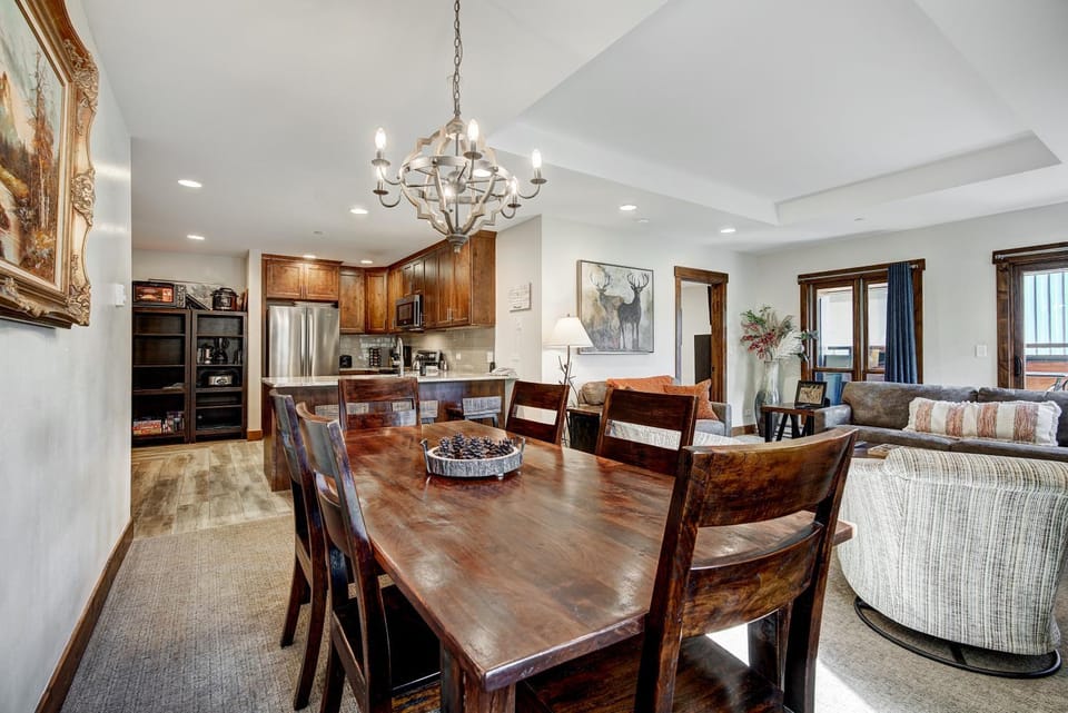 Cozy and Luxe Ski In Ski Out Condo in Breckenridge Apartment in Breckenridge