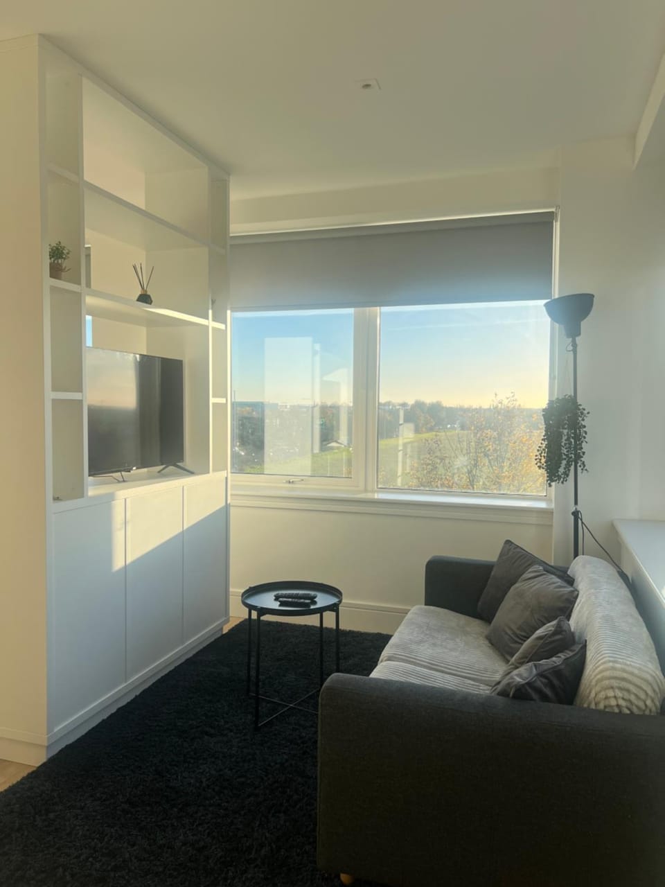 TV and multimedia, Photo of the whole room, Seating area, Bedroom