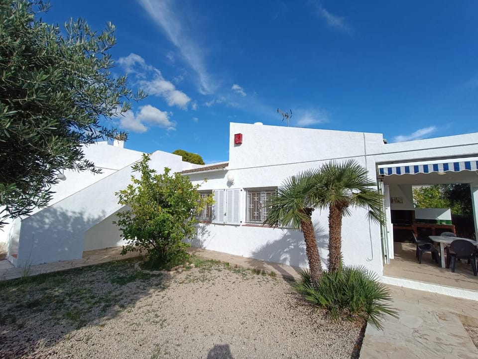 Property building, Garden, Garden view