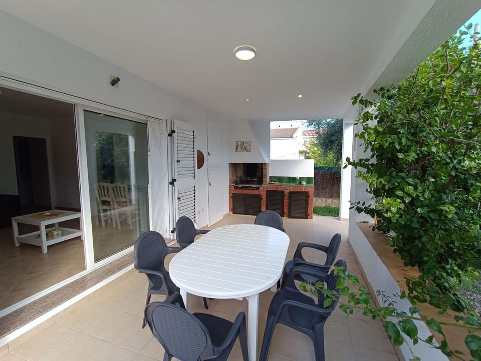 Day, Garden, Balcony/Terrace