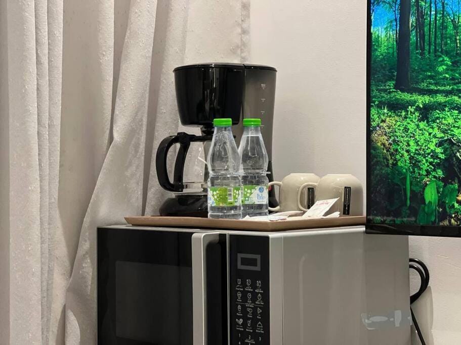 Coffee/tea facilities, minibar