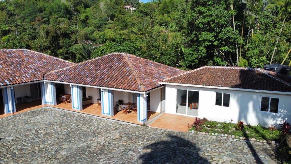 chez Yannick Hospedaje Los Amigos Bed and Breakfast in Quindio, Colombia