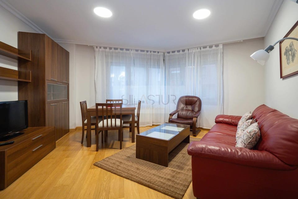 La Ventana De Paco Apartment in Oviedo