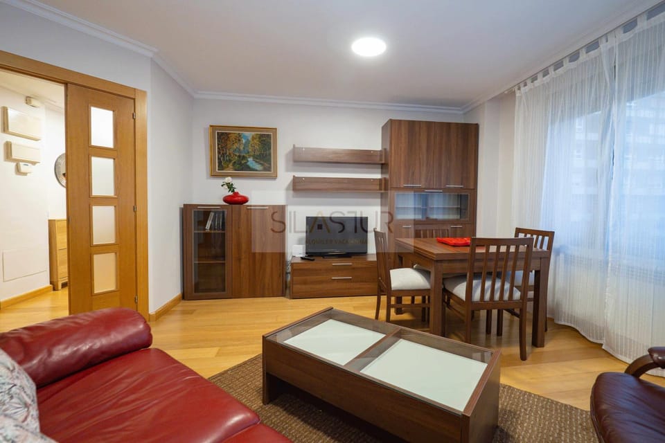 La Ventana De Paco Apartment in Oviedo