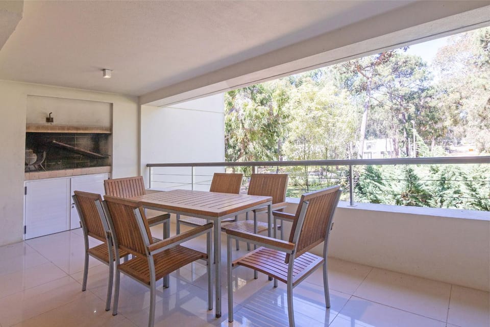BBQ facilities, Balcony/Terrace, Dining area