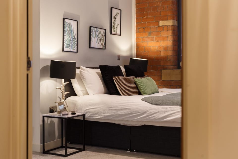 Bed, Other, Decorative detail, Bedroom, towels, wardrobe