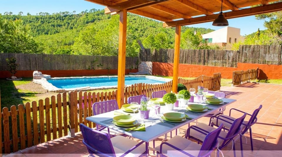 Villa Sitges El Olivo High Comodity AC Pool Heated 30º Optional Real Garden Pool XXL 10 min drive from Sitges Apartment in Garraf