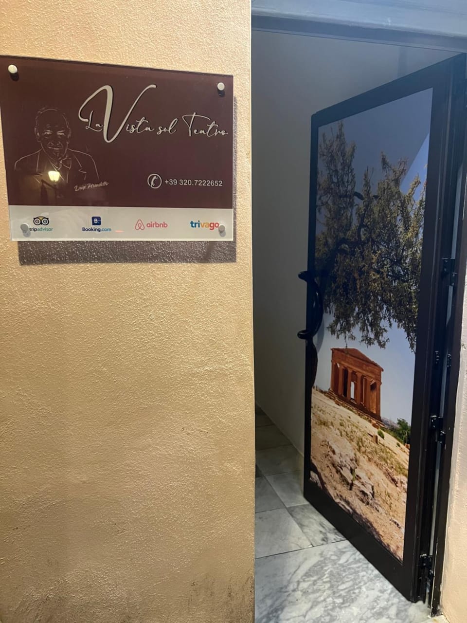 Property logo or sign