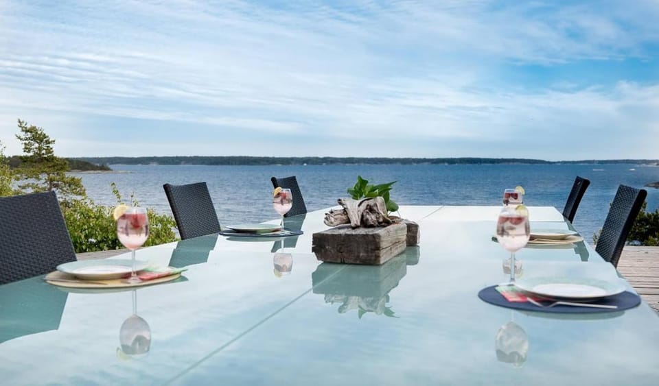 Day, Natural landscape, View (from property/room), Balcony/Terrace, Dining area, Sea view
