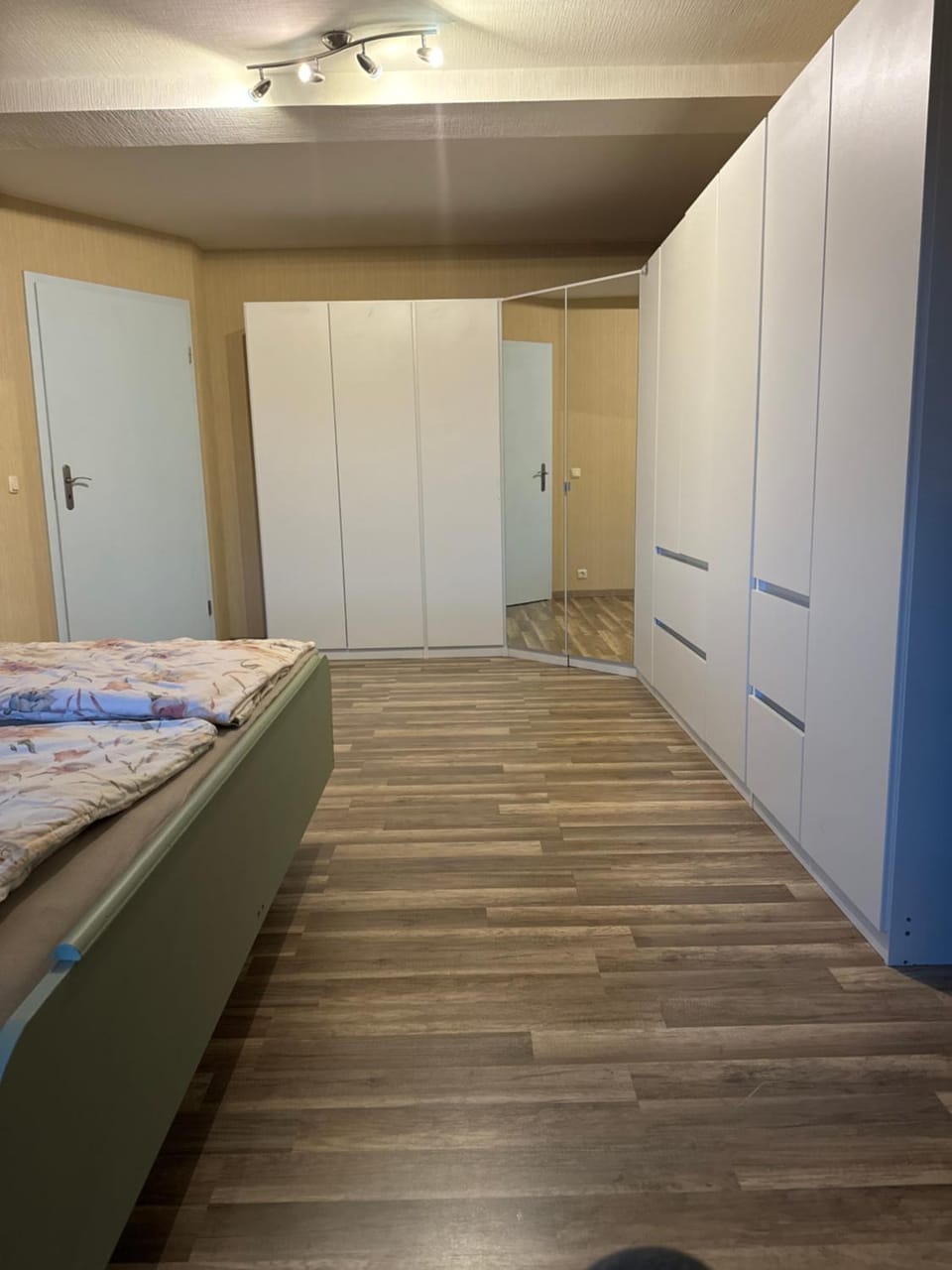 Photo of the whole room, wardrobe