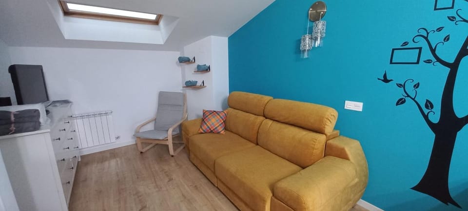 Communal lounge/ TV room, Living room, Seating area