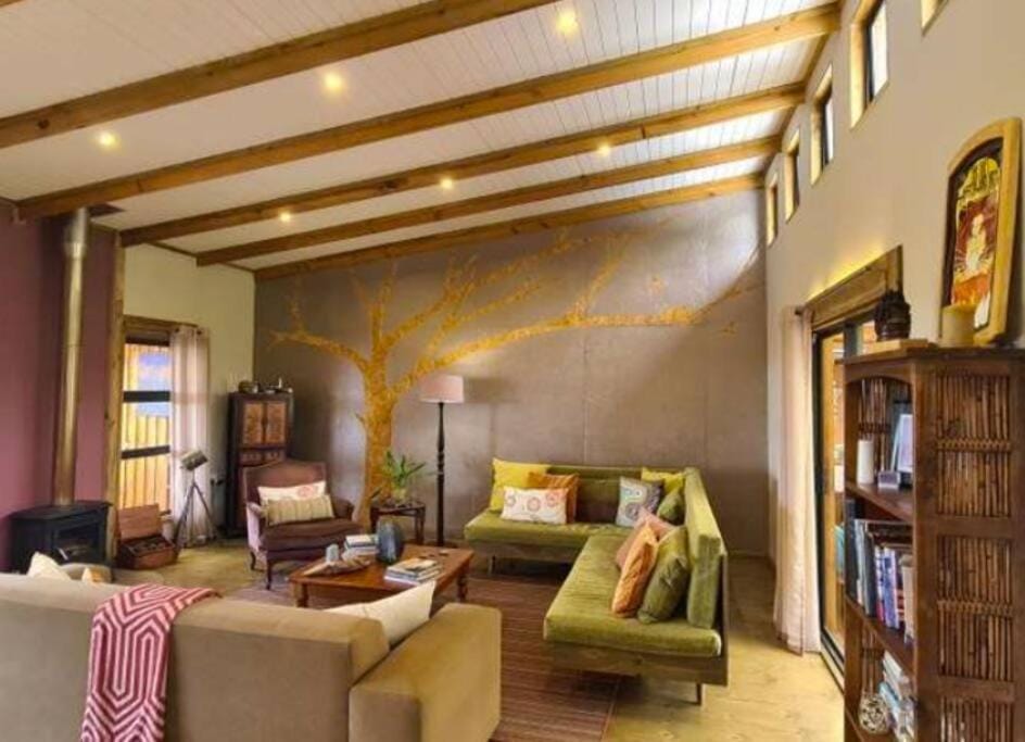 Digital nomad forest dream – Now & Here Farm House in Western Cape