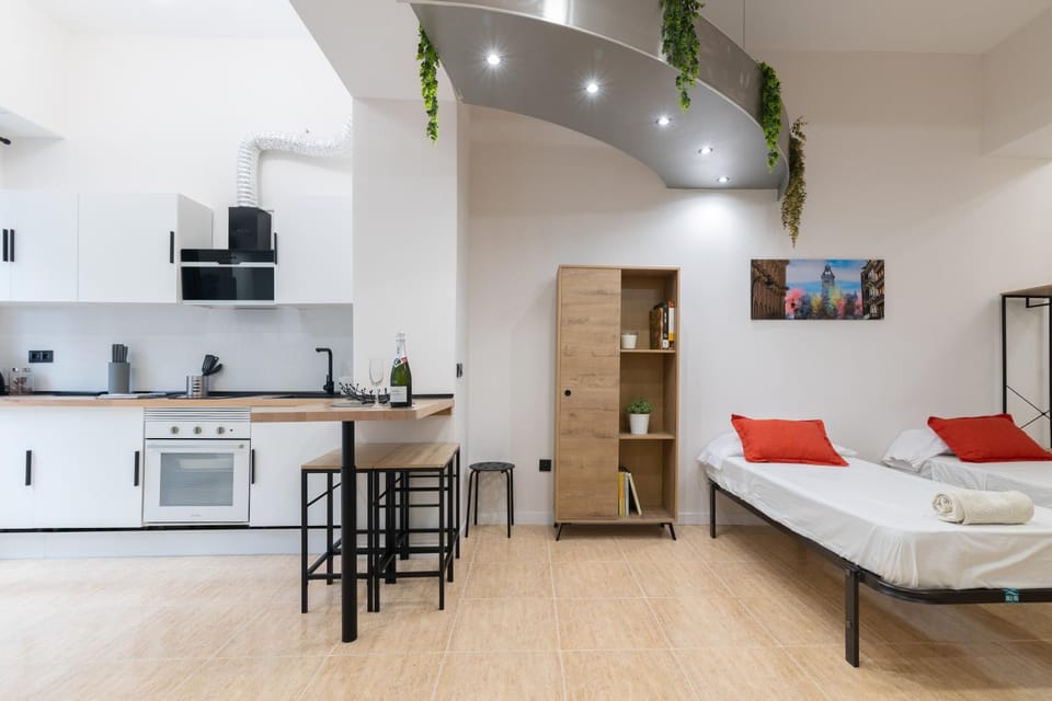 Kitchen or kitchenette, Lounge or bar, kitchen