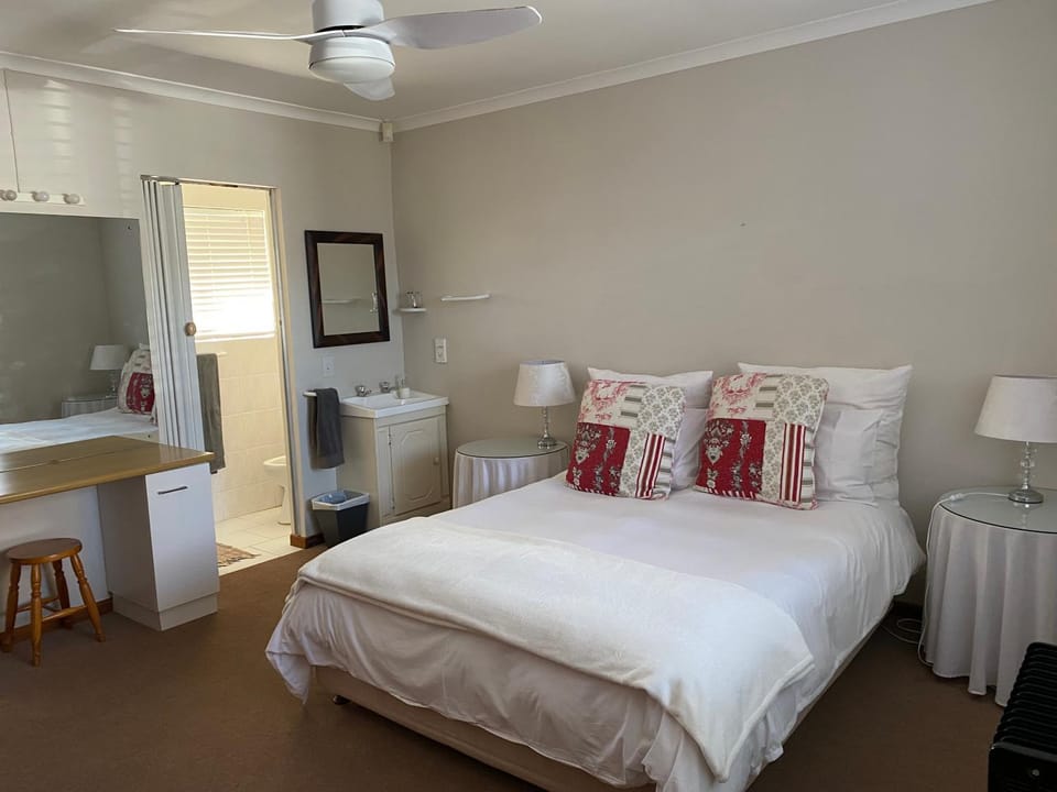 Beach House on Pachena House in Plettenberg Bay