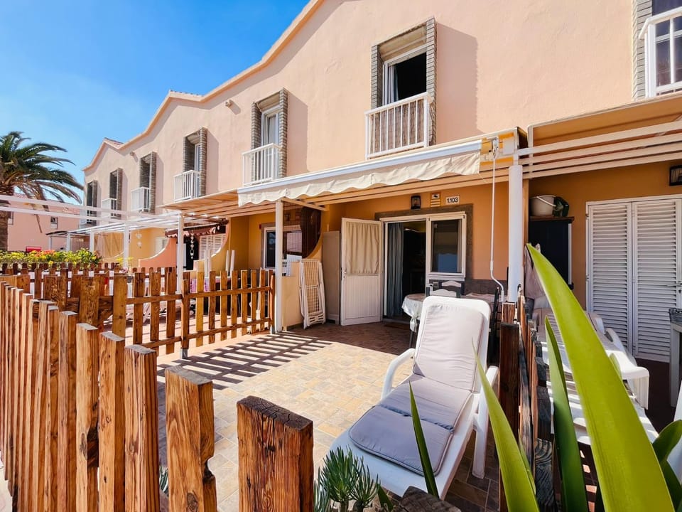Garden, Balcony/Terrace