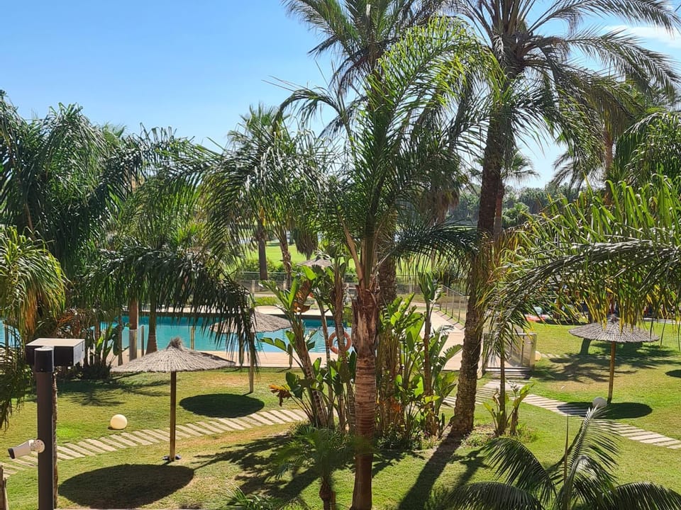 Natural landscape, Garden, Balcony/Terrace, Garden view, Pool view, Swimming pool