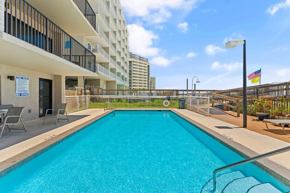 Ocean Breeze East 703 House in Perdido Key