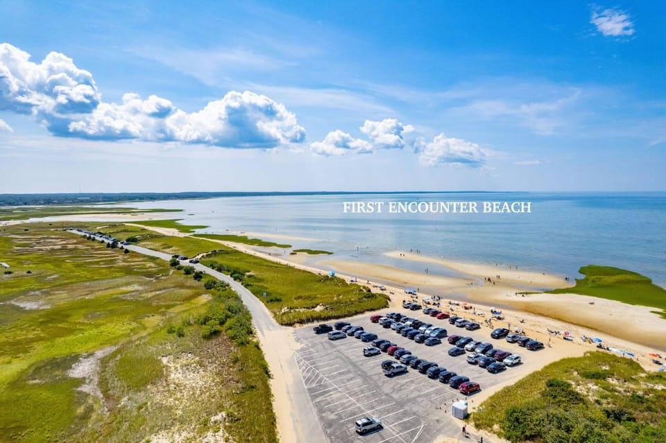 15 Wexford Ln, Eastham House in North Eastham