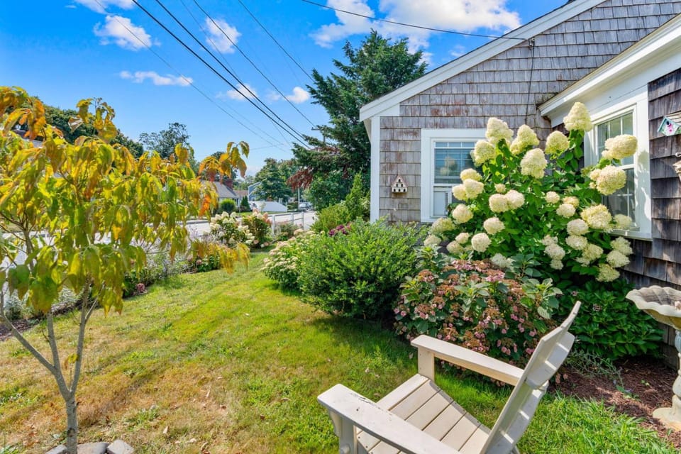 227 Winter St, Hyannis House in Hyannis