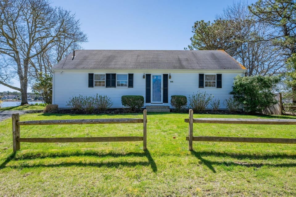 Sunrise to Sunset: Bucks Creek Retreat House in Harwich