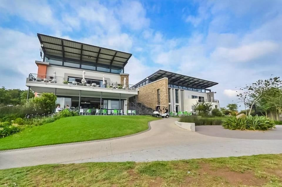 1 Bed Apartment @ Jackal Creek Golf Estate Apartment in Roodepoort
