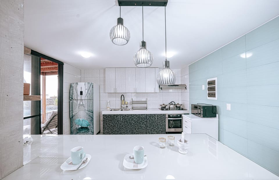 Communal lounge/ TV room, Kitchen or kitchenette