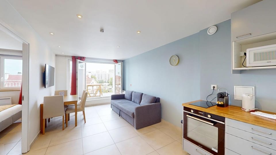 Living room, kitchen