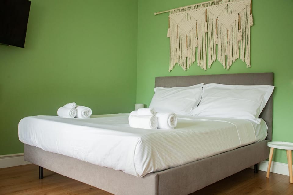 Design Moderno:Monolocale Spazioso vicino Metro M2 Apartment in Milan