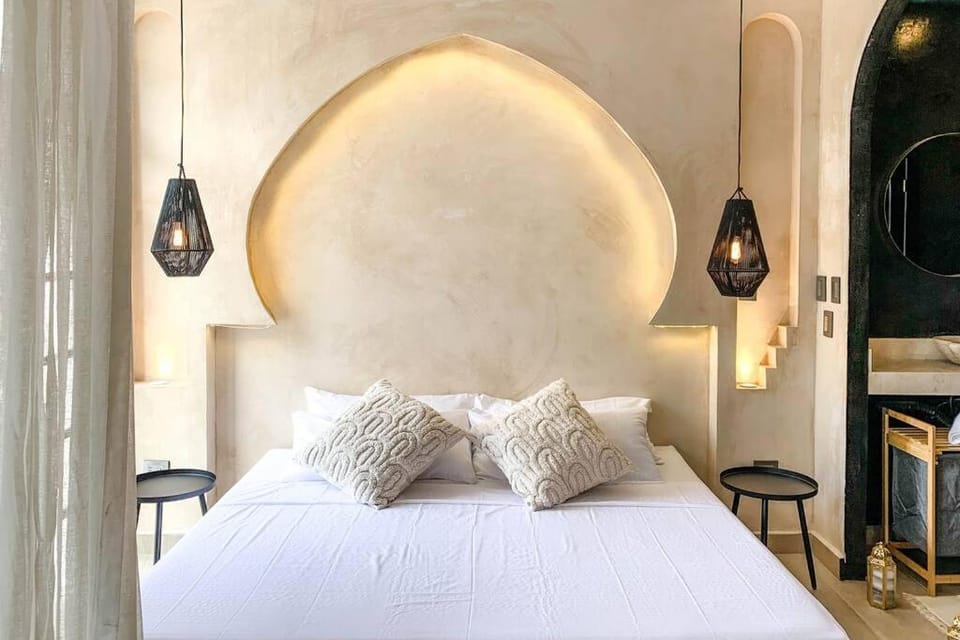 Bed, Photo of the whole room
