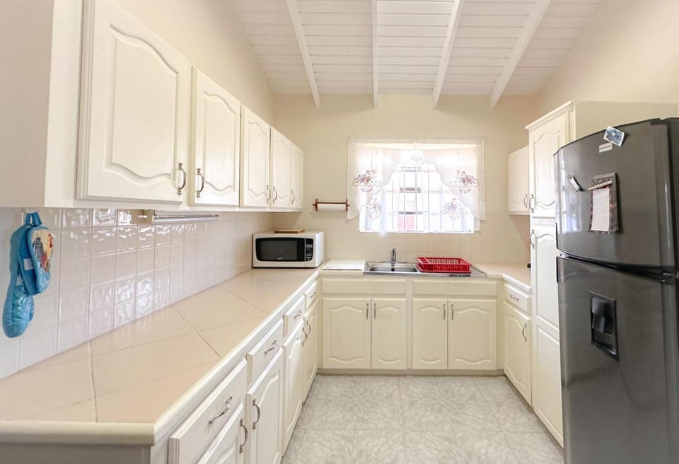 Coffee/tea facilities, minibar, minibar, pet friendly, toaster, kitchen