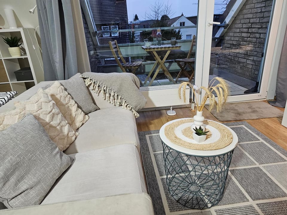 Patio, View (from property/room), Balcony/Terrace, Living room, Seating area, Dining area