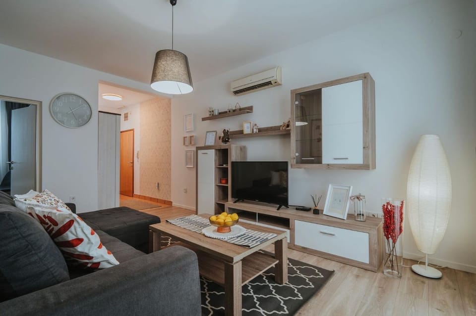 Apartman III u centru Kutine Apartment in Croatia